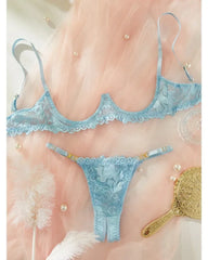 Low-Cut Lace Lingerie Set – Sexy See-Through & Open-Back Design